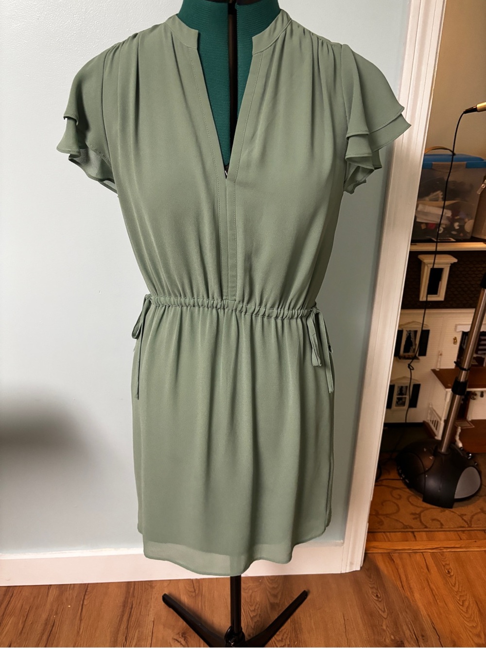 H&M Sage Green Short Sleeve Elastic Waist Mini Dress